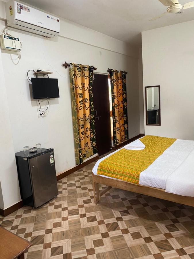 Baga Beach Prime Hotel Ngoại thất bức ảnh